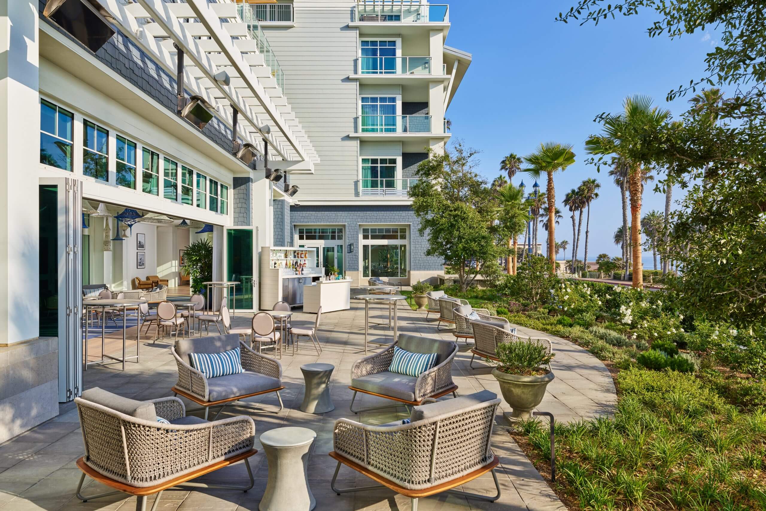 decoartion design grand costal terrace seabird hotel