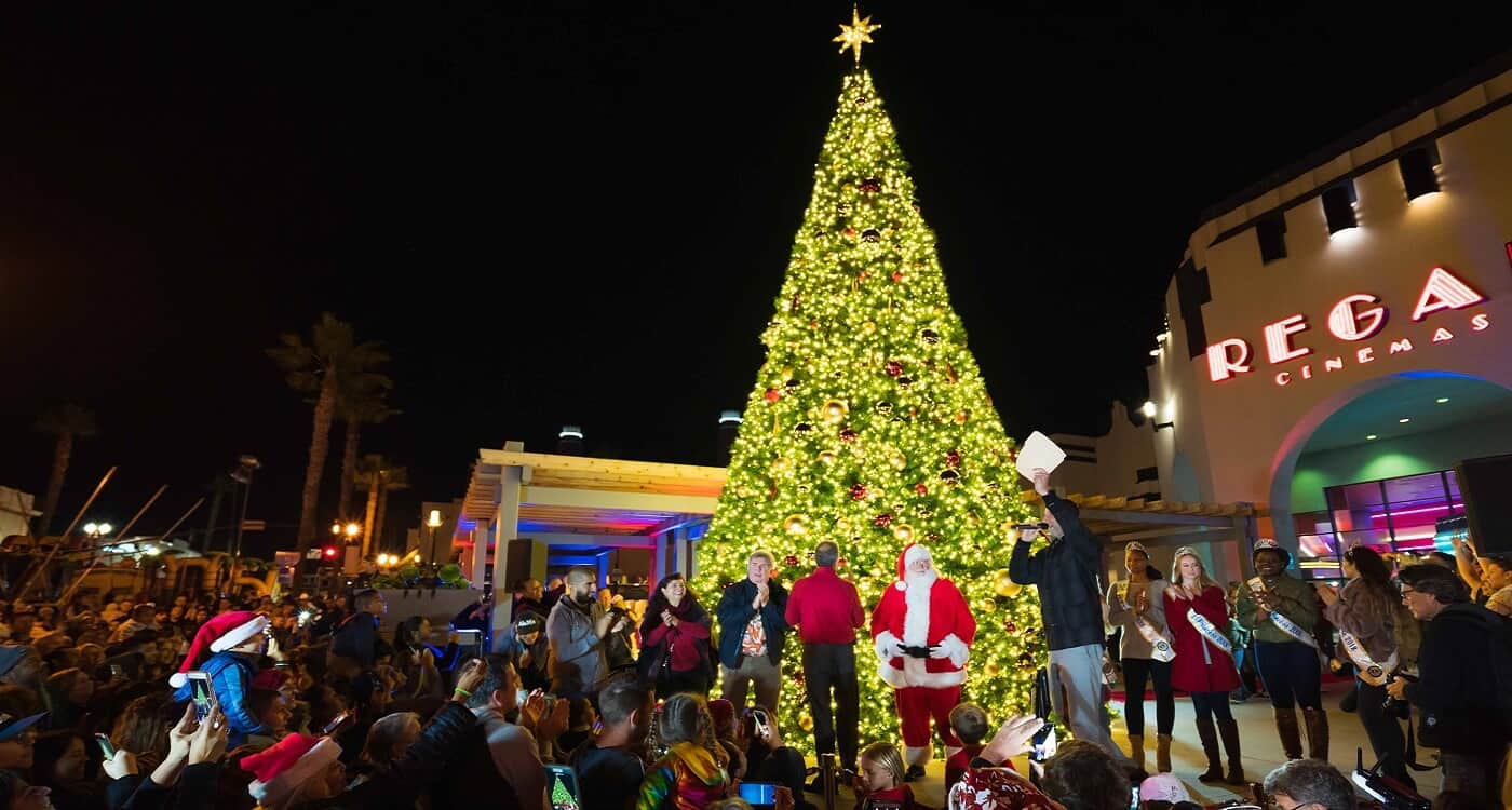 The City of Oceanside's Tree Lighting Ceremony
